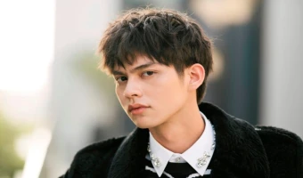 Bright Vachirawit Chivaaree